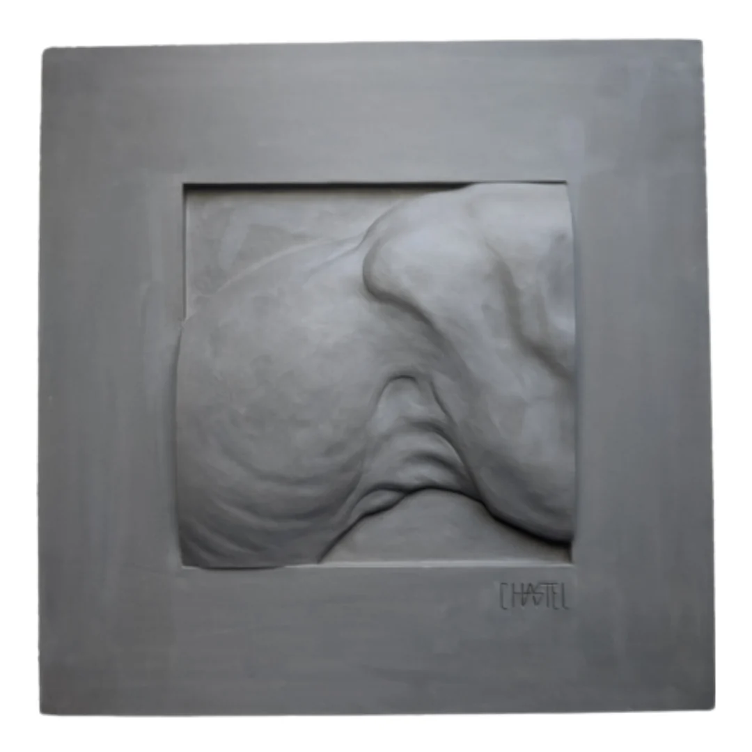 Quartier #1, bas-relief en terre